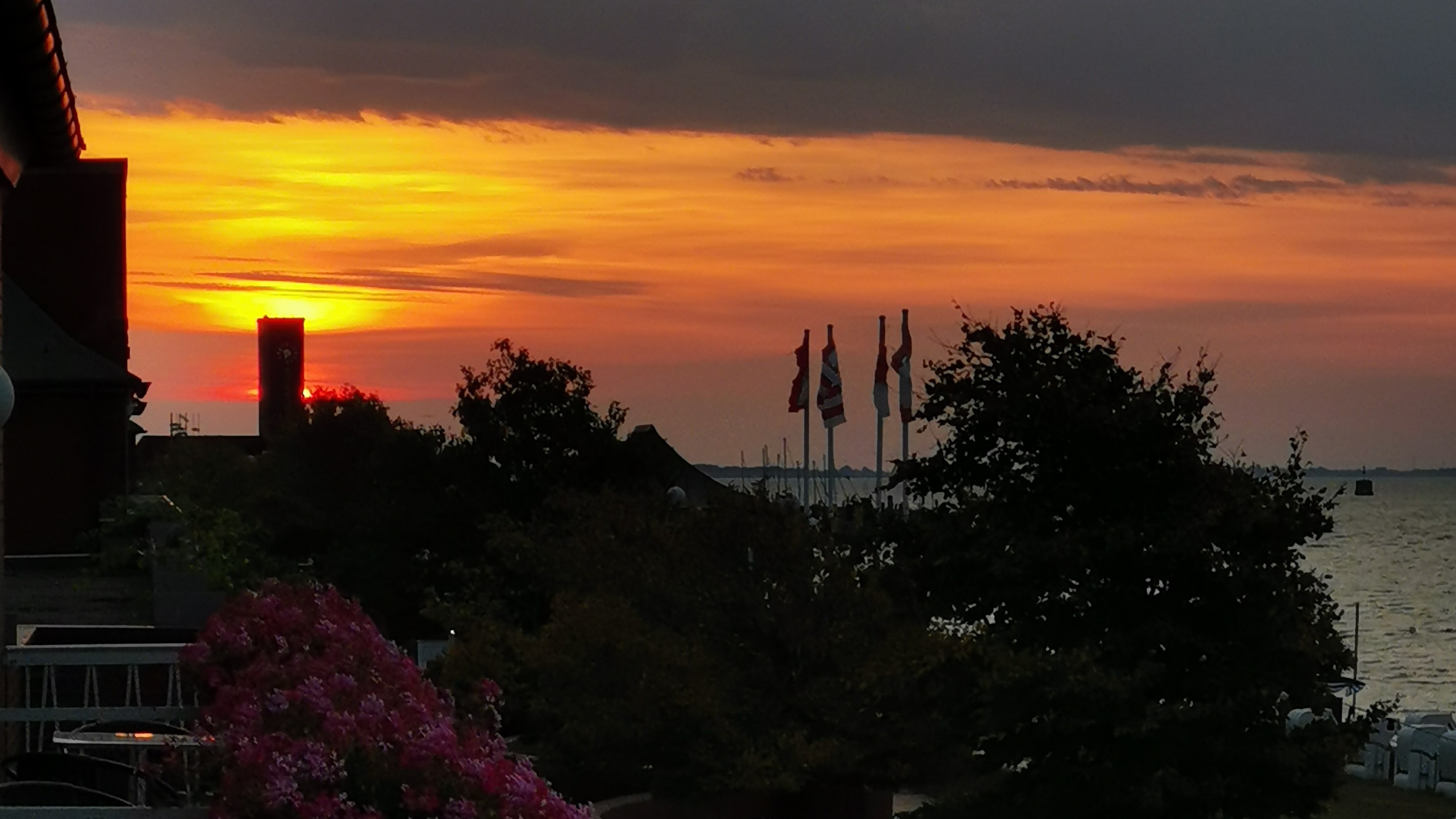 Sonnenaufgang in Wilhelmshaven